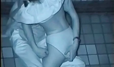 Chết tiệt Bongacams đổ kem trên của ông và đập âm hộ của mình với sem phim sec nguoi va thu ngón tay