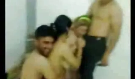 Lesbian làm tình trên một tàu du lịch phim sec dong vat voi nguoi