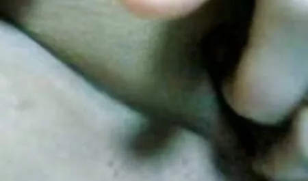 Một người đàn ông đồng tính tham gia một con người, trong phòng ngủ phim sec voi thu
