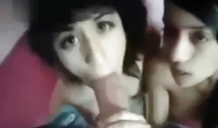 Ông, một nhân viên y tế ở các khu. phim sec voi dong vat